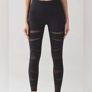 Lululemon mesh Wunder Under leggings